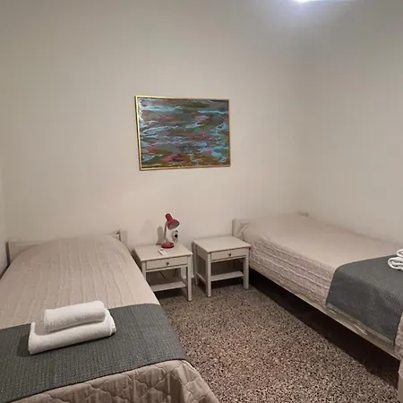 Reina House 度假居 干尼亞