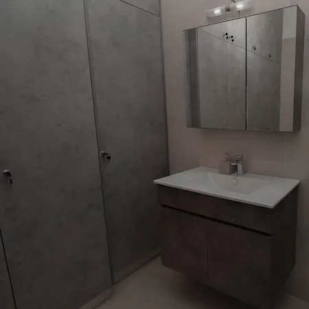 Reina House בית נופש