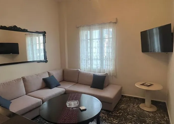 Reina House Tatil Evi