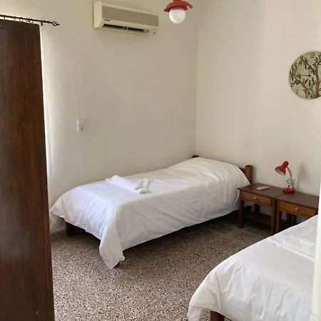 Holiday home Reina House *