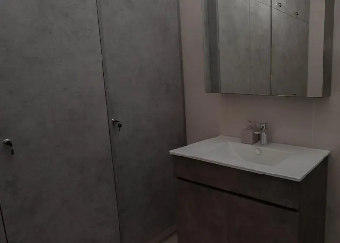 Reina House Hébergement de vacances